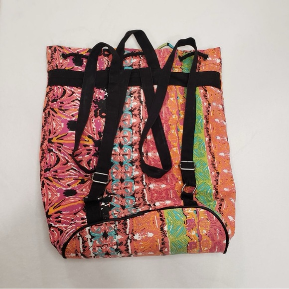 Women’s Volcom Backpack - Picture 2 of 8